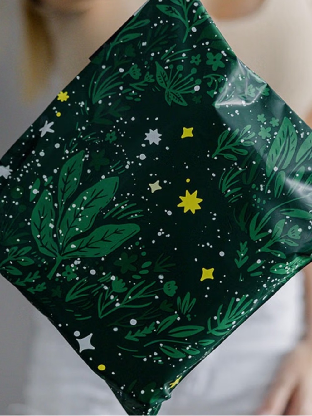 10x13 Polymailers Set of 15 Lush Magical Leaves Sustainable Recyclable Mailers - Picture 2 of 3